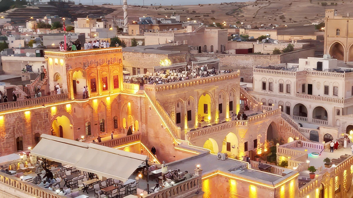 Mardin Devlet Konukevi, Midyat’ın tarihi ihtişamını dünyaya taşıyor