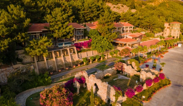 Martı Hemithea Hotel Club Mistral gastronomi ve müzik ruhu bir arada