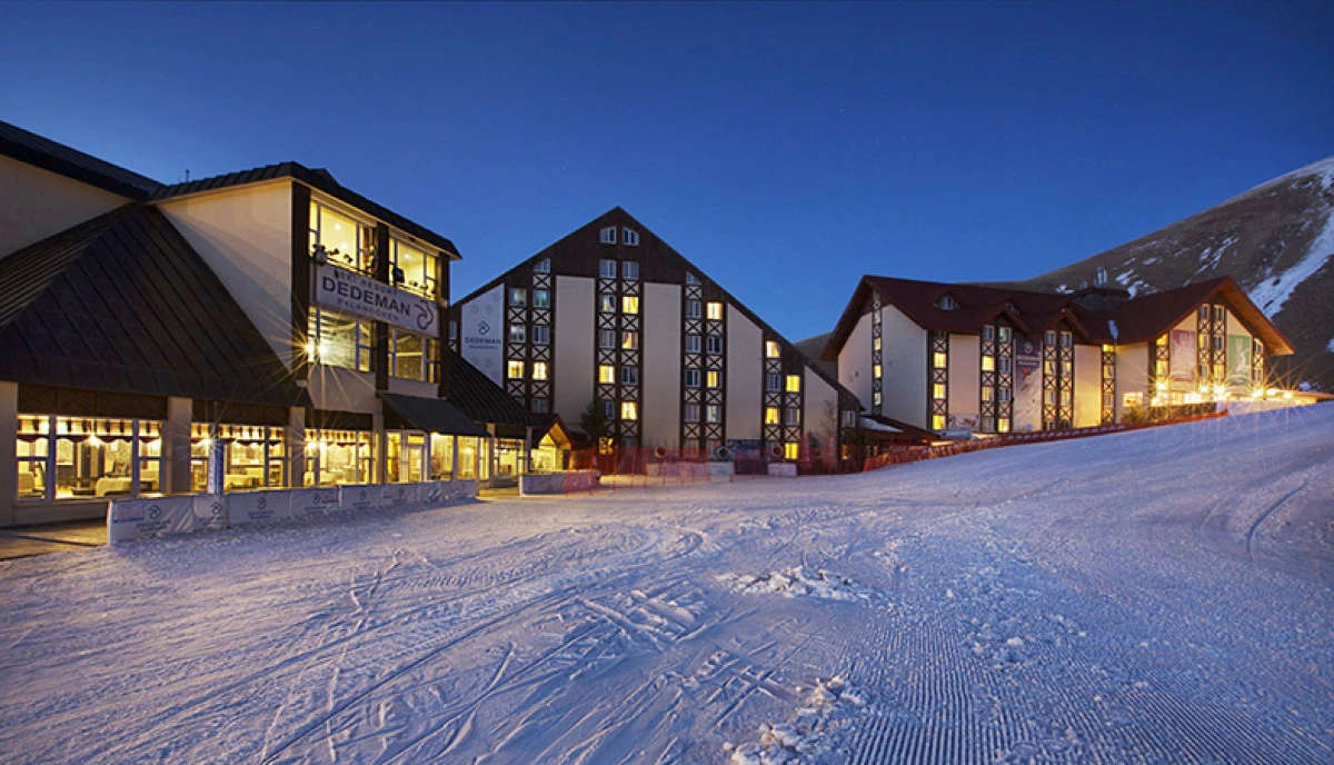 Burak Yerlikaya, Dedeman Palandöken ve Dedeman Palandöken Ski Lodge Gen